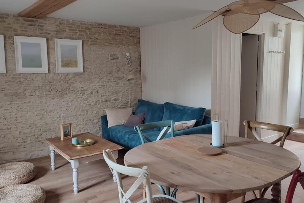 Appartement Avec Jardin Et Acces Mer Grandcamp-Maisy Exteriör bild