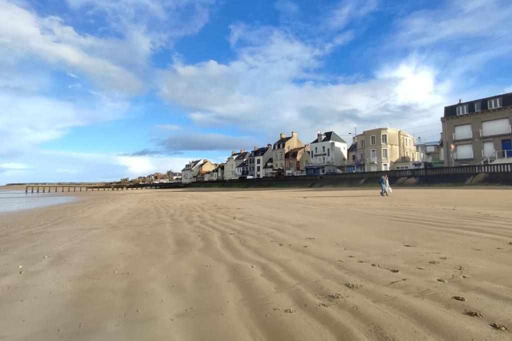 Appartement Avec Jardin Et Acces Mer Grandcamp-Maisy Exteriör bild