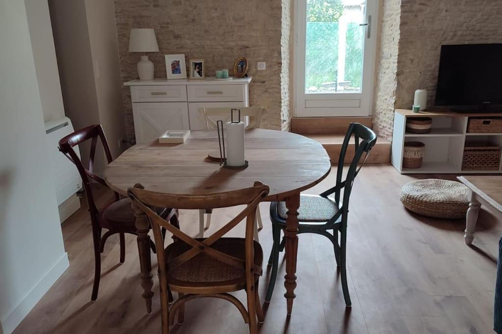 Appartement Avec Jardin Et Acces Mer Grandcamp-Maisy Exteriör bild